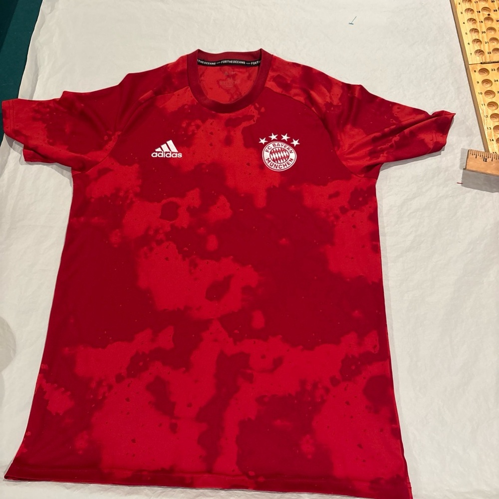 FC Bayern Munich Parley Red Tie Dye Training jersey Medium Adidas Bayern Munchen